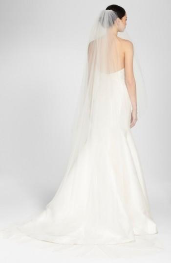 Toni Federici 'zen' Cascaded Chapel Veil, Size - Ivory