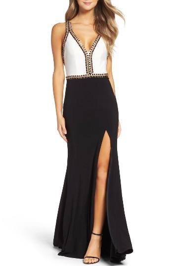Women's Mac Duggal Chain Jersey Gown