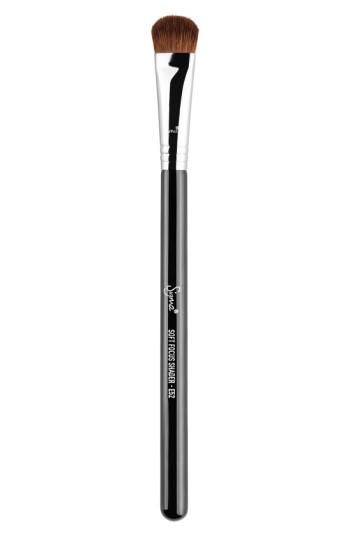 Sigma Beauty E52 Soft Focus Shader(tm) Brush, Size - No Color