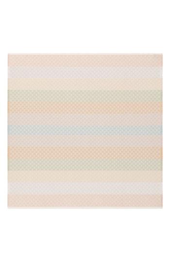 Women's Gucci Summer Metallic Jacquard Shawl, Size - Ivory