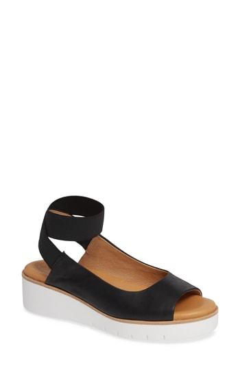 Women's Cc Corso Como Beeata Wedge Sandal M - Black
