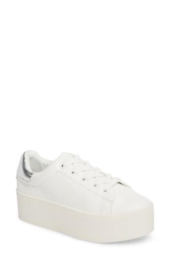 Women's Steve Madden Palmer Sneaker .5 M - White
