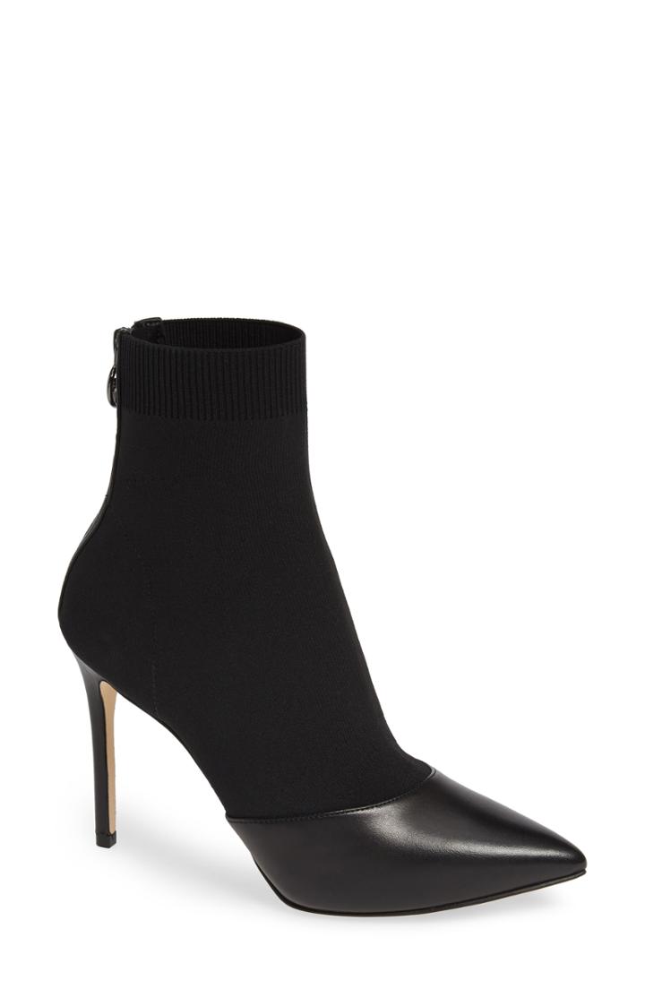 Women's Michael Michael Kors Vicky Bootie M - Black