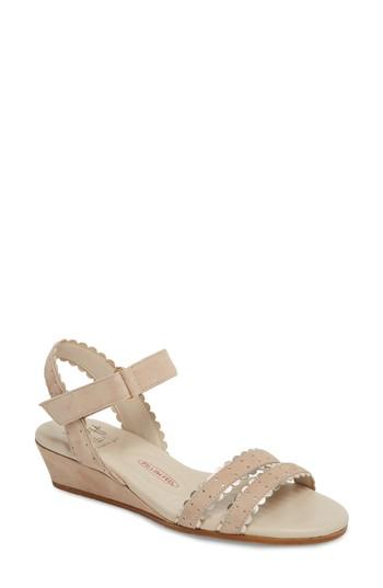 Women's Amalfi By Rangoni Messina Wedge Sandal M - Beige