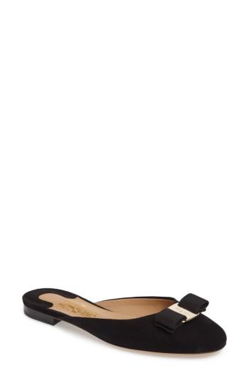 Women's Salvatore Ferragamo Rounded Toe Bow Mule .5 C - Black