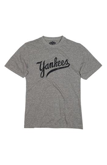 Men's Red Jacket 'new York Yankees' Trim Fit T-shirt