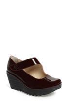 Women's Fly London Yasi Wedge Pump .5-6us / 36eu W - Red