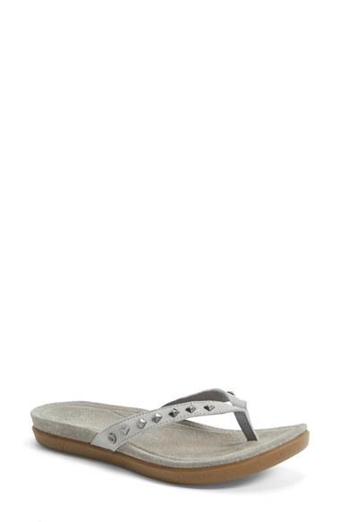 Women's Ugg Australia 'sadie' Studded Flip Flop M - Grey