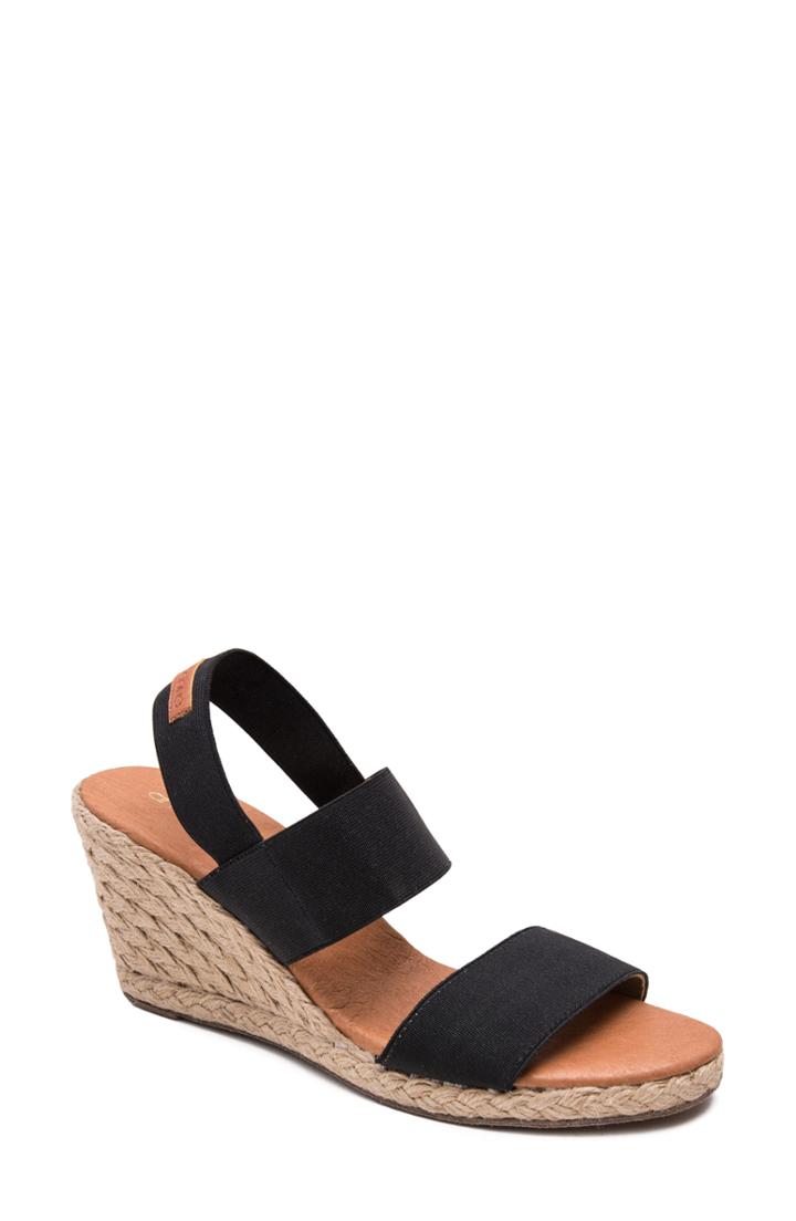 Women's Andre Assous Allison Wedge Sandal M - Black