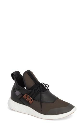 Women's Y-3 Elle Run Sneaker .5 M - Green