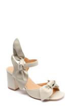 Women's Bill Blass Carmen 65 Knotted Sandal M - White