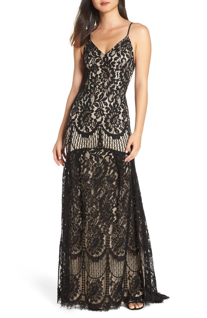 Women's Lulus Flynn Lace Gown With Train - Black