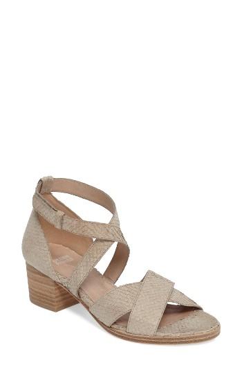 Women's Eileen Fisher Kerby Sandal .5 M - Beige