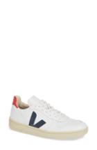 Women's Veja V-10 Sneaker Women's / 3 Men's M - White