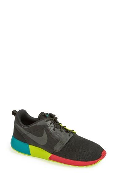 Women's Nike 'roshe Run Hyperfuse' Sneaker