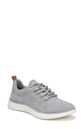 Women's Dr. Scholl's Freestep Sneaker .5 M - Grey
