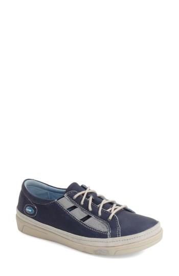 Women's Cloud 'amazonas' Leather Sneaker .5-7us / 37eu - Blue