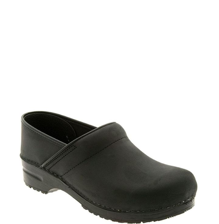 Women's Dansko 'professional' Oiled Leather Clog .5-8us / 38eu M - Black