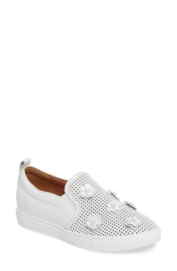 Women's Caslon Eden Perforated Slip-on Sneaker M - White