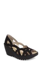 Women's Fly London Yadi Wedge Sandal .5-6us / 36eu - Black