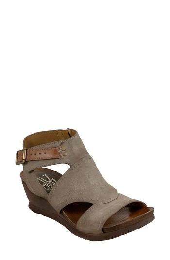 Women's Miz Mooz Scout Wedge Sandal Eu - Beige