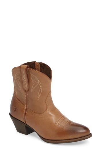 Women's Ariat Darlin Short Western Boot M - Brown