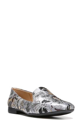 Women's Naturalizer Emiline Flat Loafer N - Grey