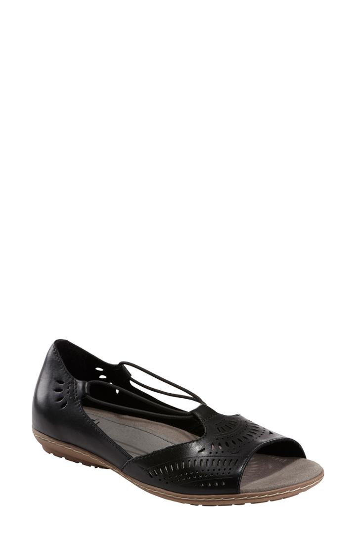 Women's Earth Nauset Sandal .5 M - Black