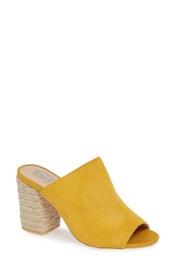 Women's Sbicca Helena Sandal M - Yellow