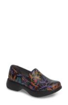 Women's Dansko Winona Slip-on Clog .5-11us / 41eu M - Black