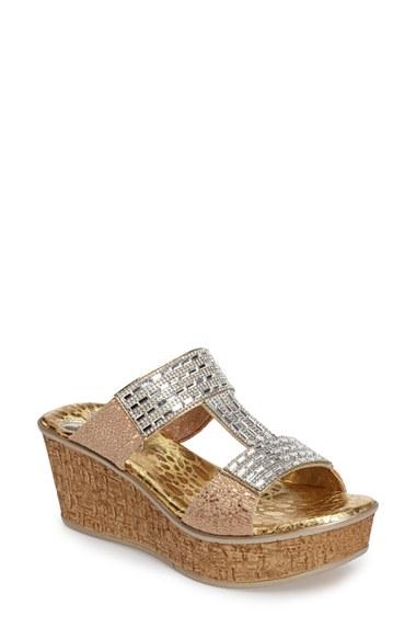 Women's Love And Liberty Sai Platform Wedge Sandal M - Metallic