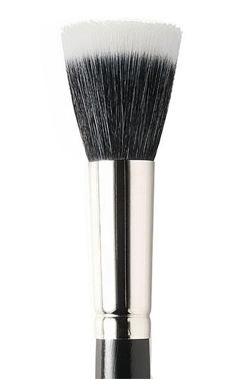 Laura Mercier Finishing Brush