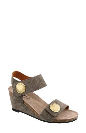 Women's Taos 'carousel 2' Wedge Sandal -5.5us / 36eu - Beige