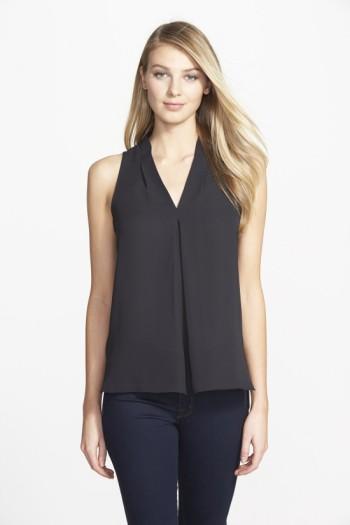 Women's Vince Camuto Sleeveless V-neck Blouse, Size - Black