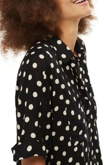 Women's Topshop Joey Polka Dot Shirt Us (fits Like 0) - Black