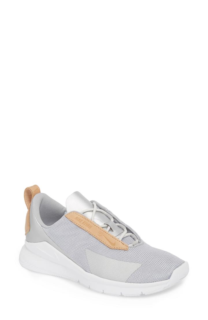 Women's Nike Rivah Se Sneaker M - Metallic