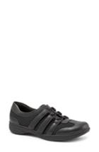Women's Trotters Joy Slip-on Sneaker .5 M - Black