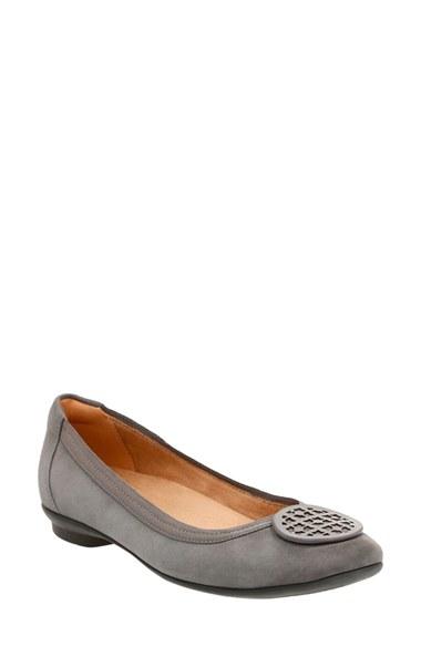 Women's Clarks 'candra Blush' Flat M - Grey