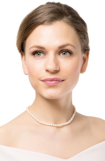 Women's Claudia Bradby Button Pearl Choker