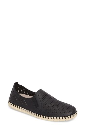 Women's Otbt Universe Slip-on Sneaker .5 M - Black