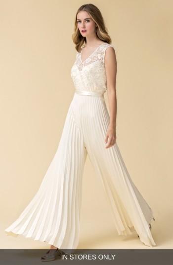Women's Caroline Devillo 'audrey' Pleat Wide Leg Silk Jumpsuit, Size - Ivory