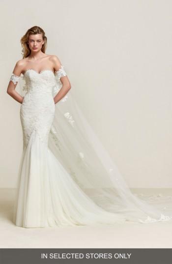 Women's Pronovias Drimea Strapless Mermaid Gown With Tulle Cape, Size In Store Only - Ivory