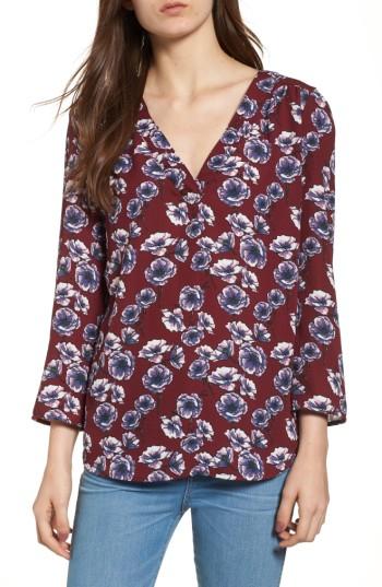 Women's Hinge Print V-neck Top, Size - Burgundy