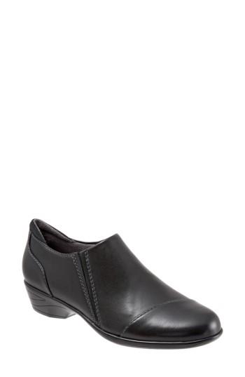 Women's Softwalk Charming Slip-on .5 N - Black