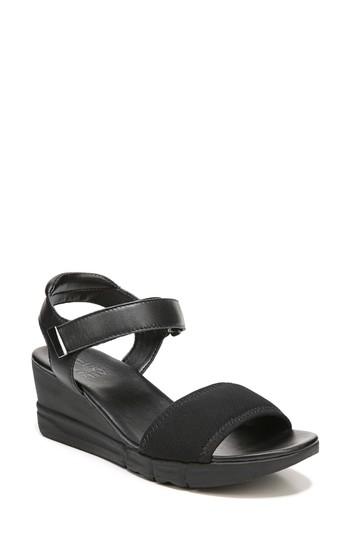 Women's Naturalizer Irena Wedge Sandal N - Black