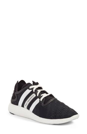 Women's Y-3 Yohji Run Sneaker .5 Women's / 5.5 Men's M - Black