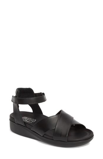 Women's Munro Brinn Sandal M - Black