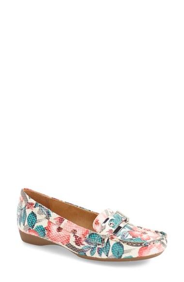 Women's Naturalizer 'gisella' Loafer
