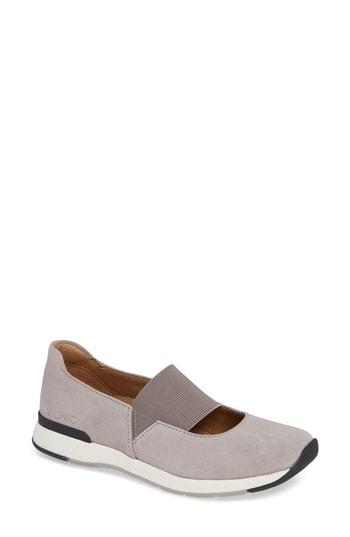 Women's Vionic Cadee Flat M - Grey