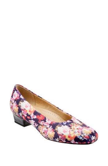Women's Trotters 'doris' Pump N - Ivory